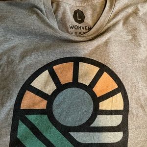 Woven t shirt grey size large